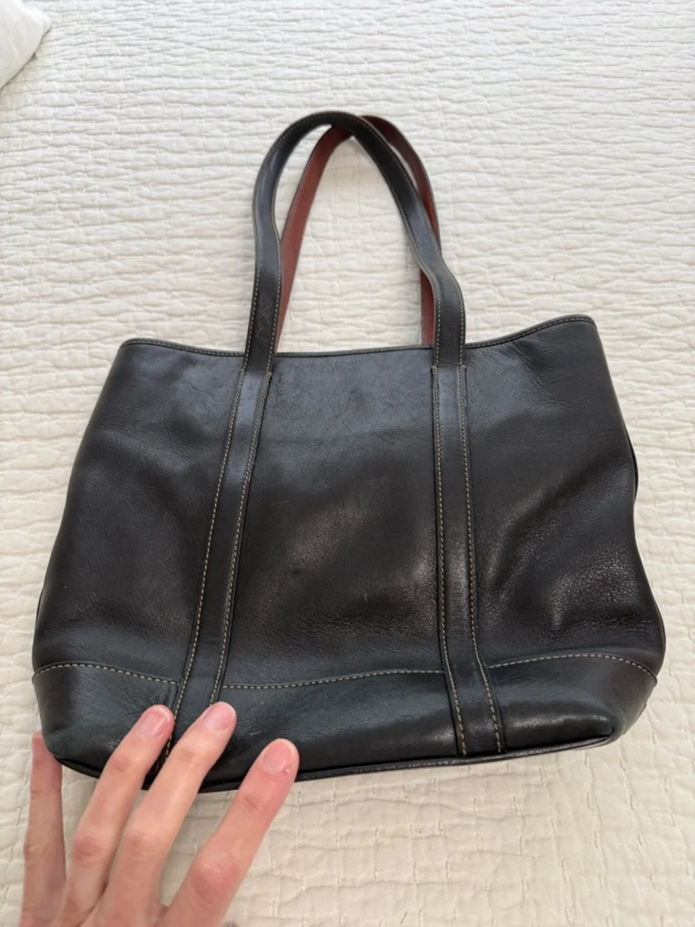 Vintage Coach Hampton Tote Black Leather with Brown Interior Handles - Picture 5 of 7